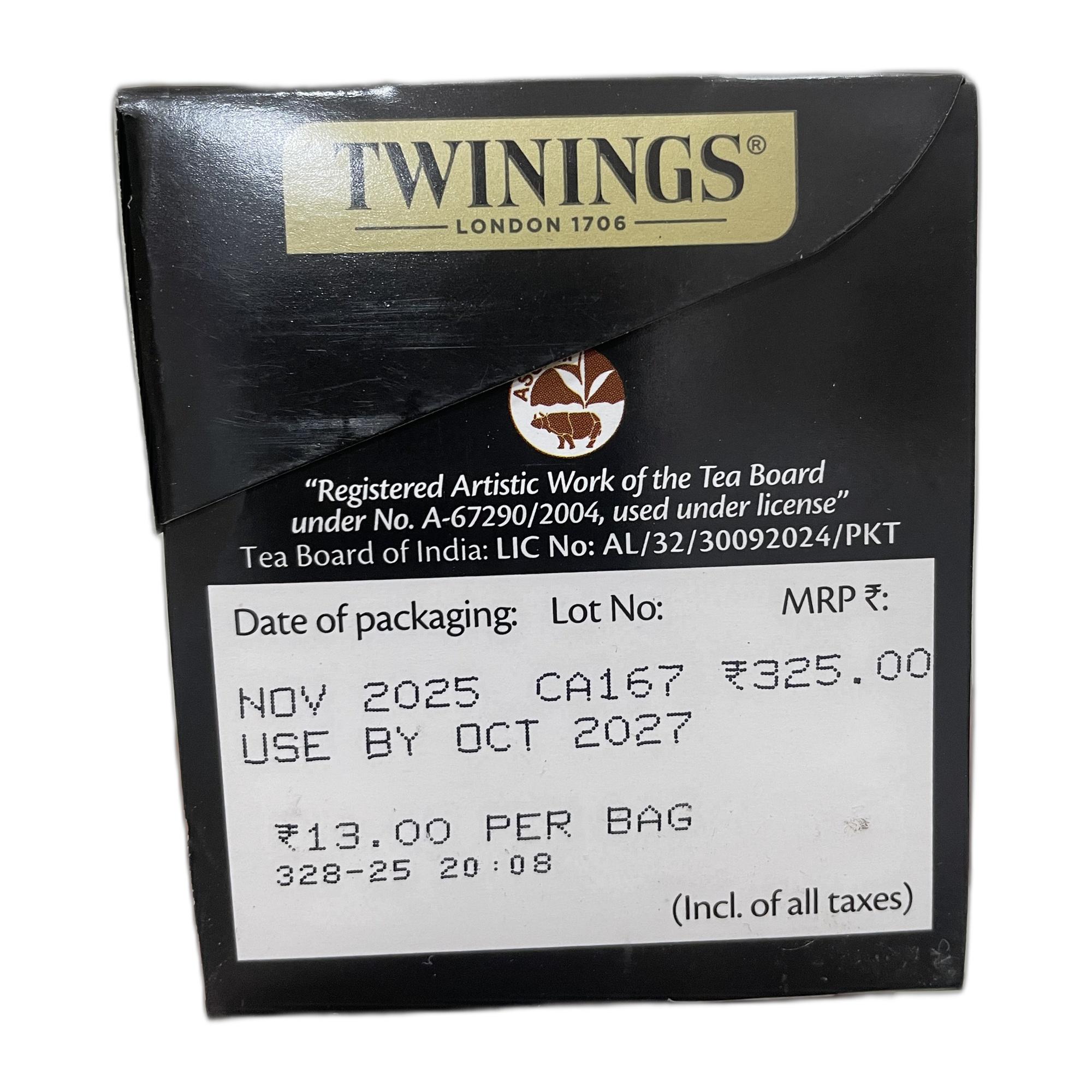 Twinings Assam Tea, 25 Tea Bags, Pack of 1, Strong Strength, Full-bodied, Malty and Robust Flavour, Handpicked Leaves, Enjoy a Hot Cup of Premium Black Tea